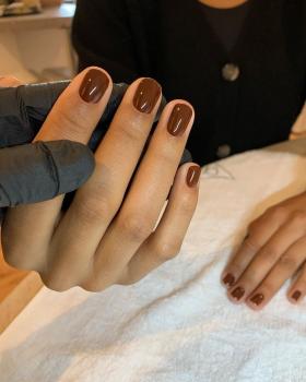 Xu hướng nail của mùa hè năm nay là gì?