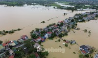  ‘Đột nhập&apos; khu bếp nấu hàng nghìn suất ăn thiện nguyện ở vùng lũ Hà Nội 第19张