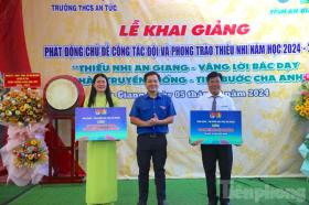  Bí thư T.Ư Đoàn Nguyễn Tường Lâm dự lễ khai giảng, trao học bổng tại An Giang 第9张