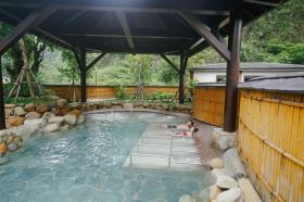 Địa điểm tắm onsen mùa thu ở Quảng Ninh  第2张