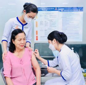 &quot;Nếu không có vaccine, chúng ta chỉ đi theo đuôi sốt xuất huyết&quot;