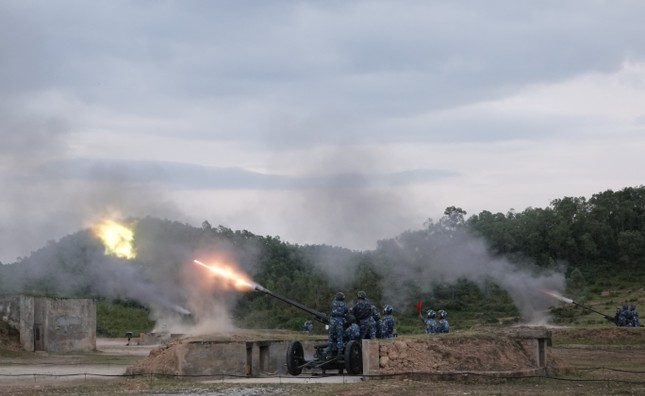  ‘Rồng lửa’ S-75M3 phô diễn uy lực ở trường bắn quốc gia 第10张