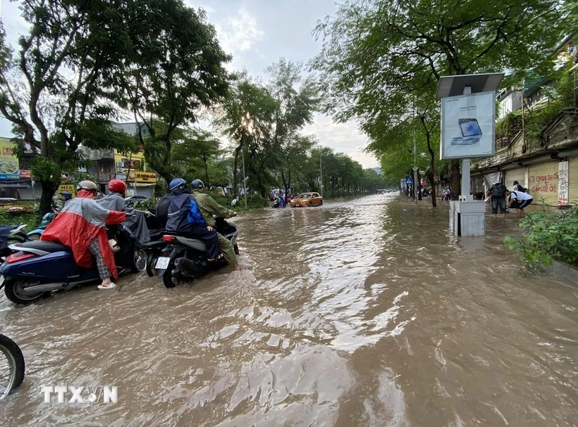 
Thời tiết đêm 16/9: Thủ đô Hà Nội khả năng mưa dông gây ngập lụt thị 
  第1张