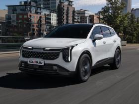 Kia Sportage 2024 lộ mặt, có màn hình cong như xe sang