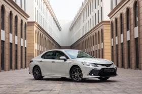 Toyota Camry 2025 rục rịch về Việt Nam, thêm khó cho Mazda6 và Kia K5