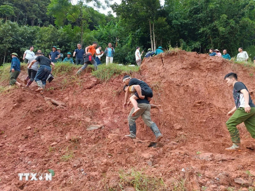  Lào Cai: Việc tìm kiếm, cứu hộ nạn nhân mất tích ở Bắc Hà gặp nhiều khó khăn 