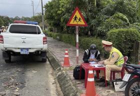  Xử phạt hàng trăm học sinh Hà Tĩnh vi phạm giao thông 